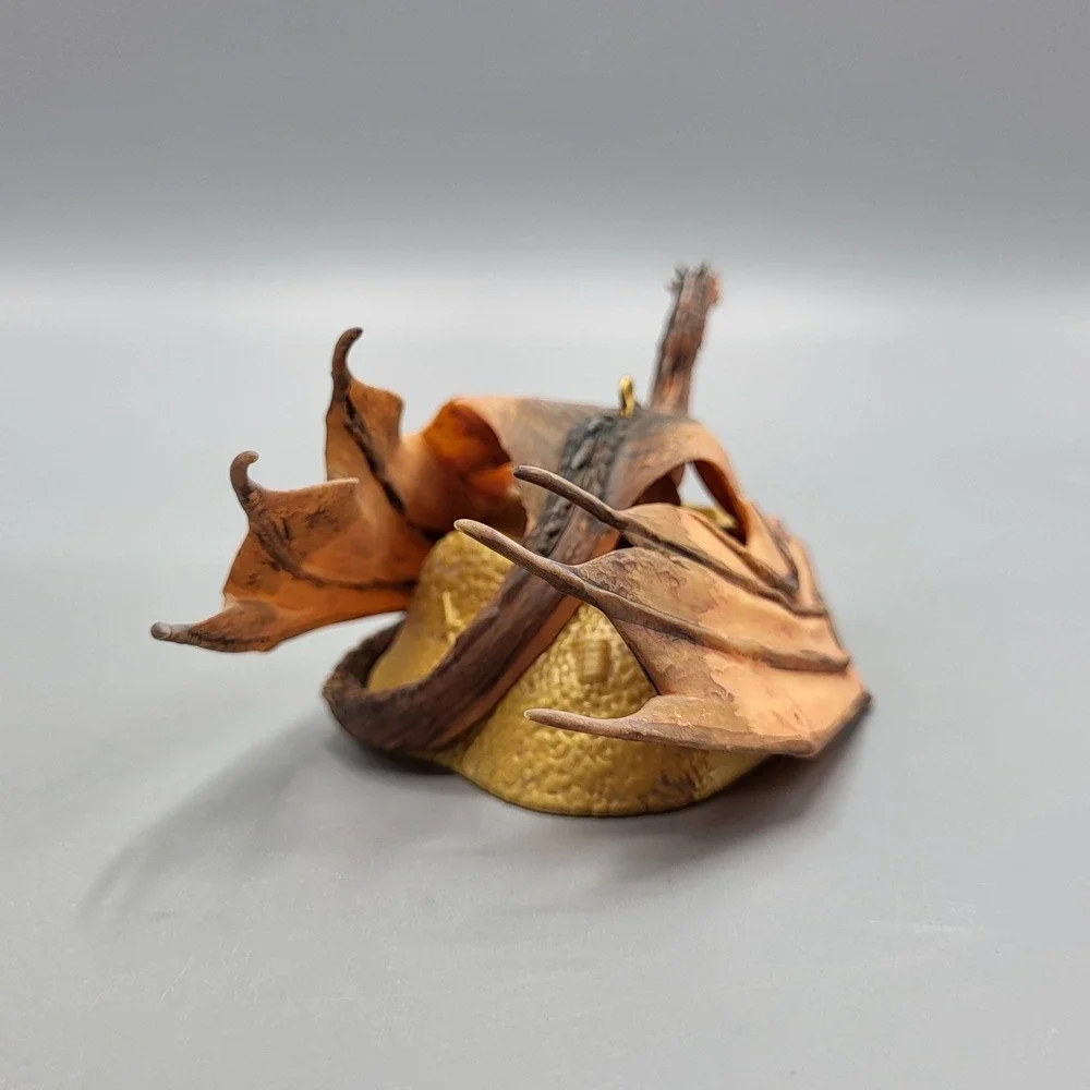 Hallmark Smaug Awakens Ornament The Hobbit Desolation of Smaug Gold Holiday